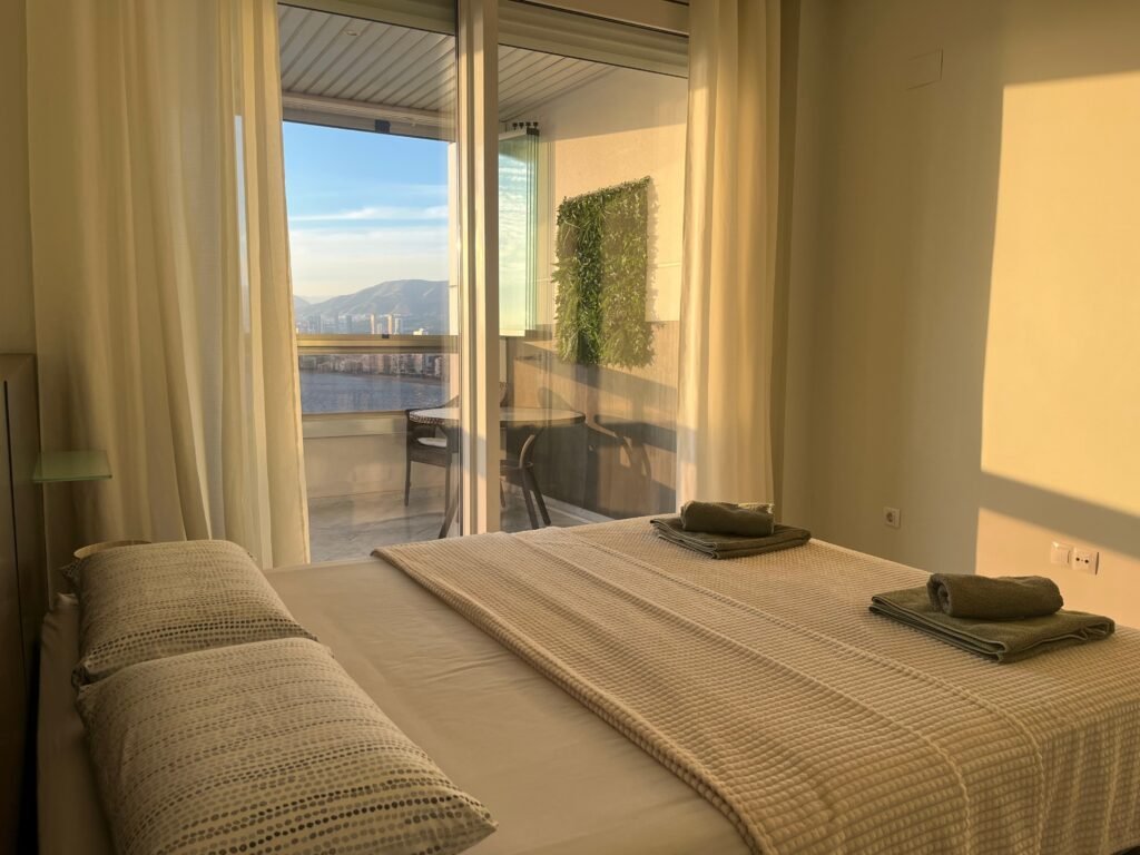 Dormitorio mediano en primera linea