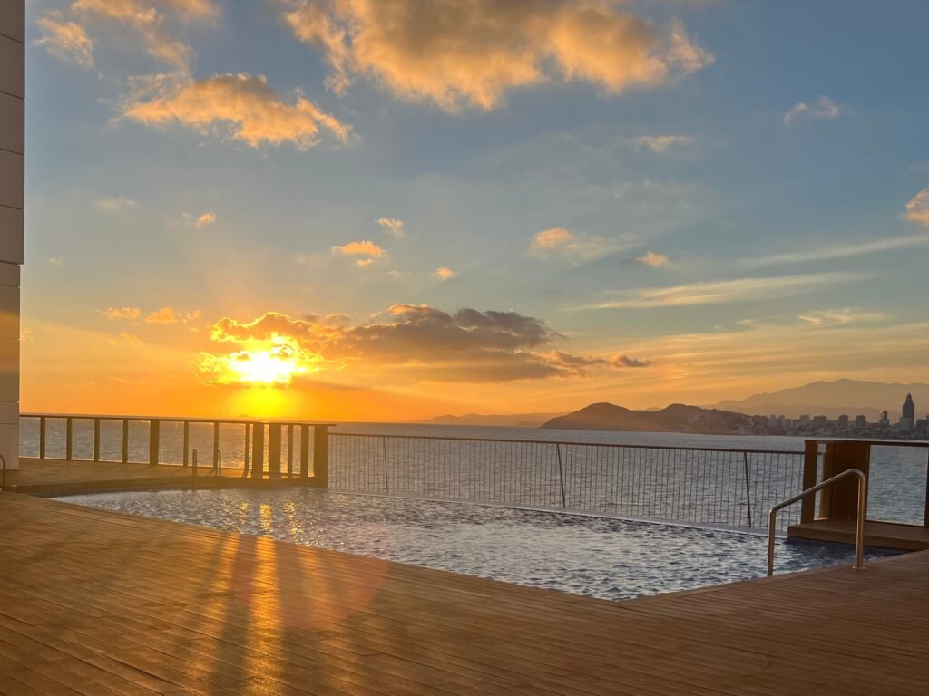 Vistas con piscina gemelos 28